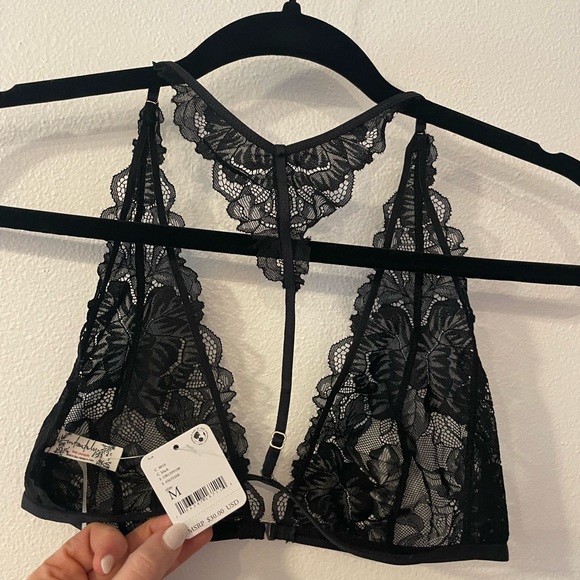 Free people soft lace unlined bralette- Size M - Picture 2 of 4